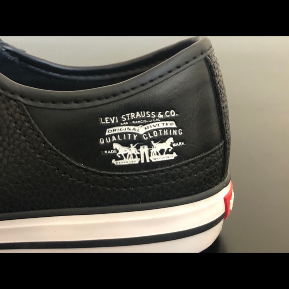 Levi's Women’s Stan Buck Sneakers, Black/White, Size 8.5 (Like New) - Picture 9 of 10